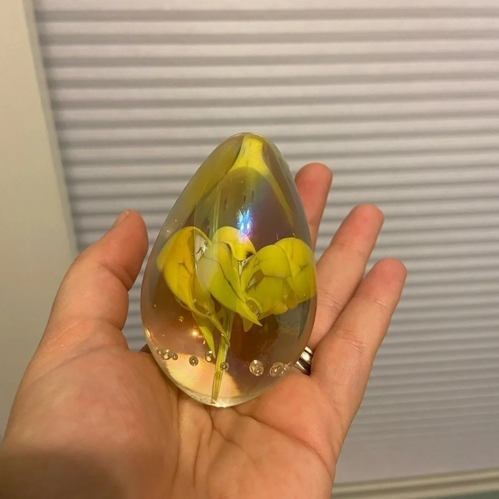 Iridescent Egg Shaped Paperweight Signed Allen - Picture 7 of 7